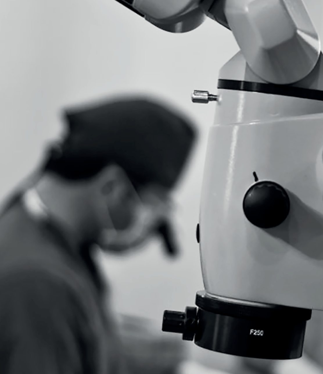 Surgical microscope at the Vergoullis Dental Institute